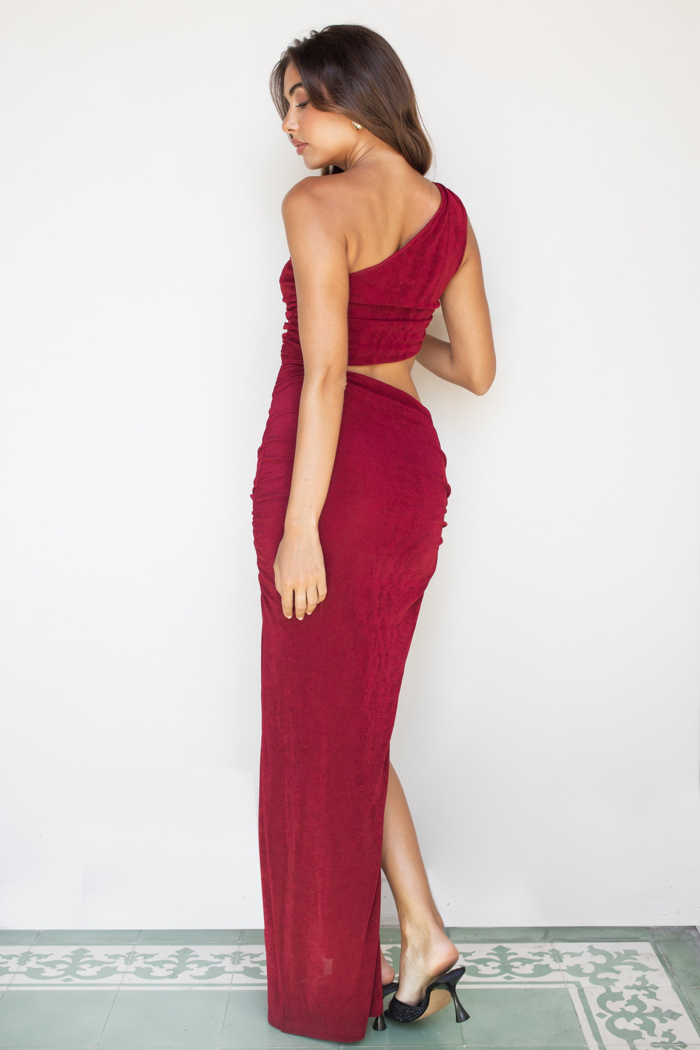 Ana in Cherry